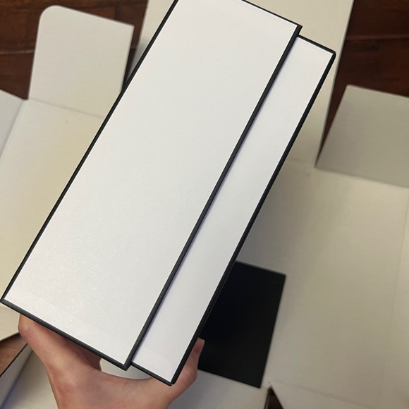 New CHANEL Square Empty Gift Box Container 8.5"x8.5"x3.75" With Envelope&tissue - Picture 4 of 4